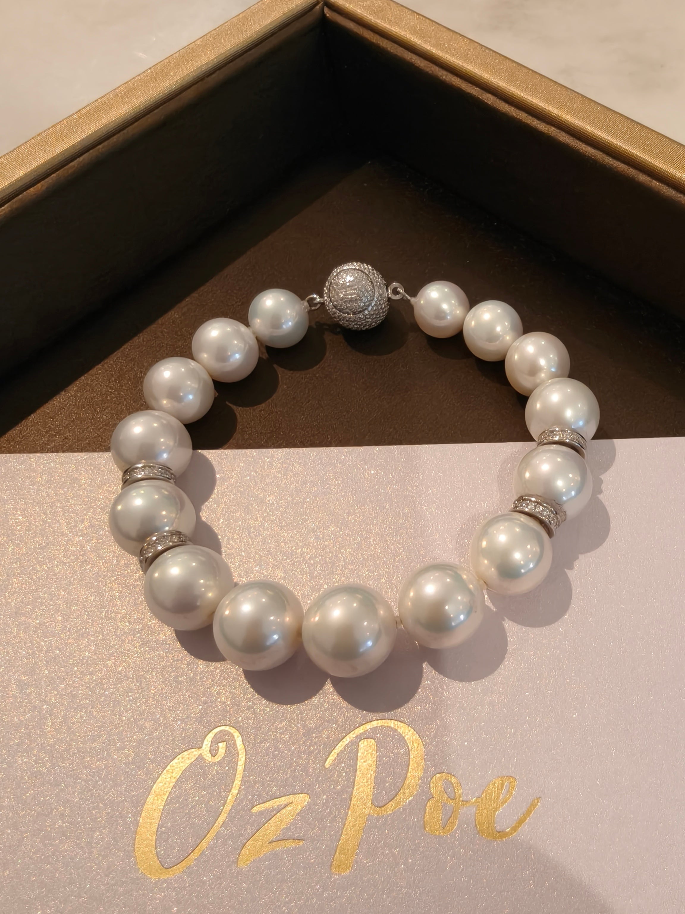 Arctic Silk Pearl Bracelet Silver