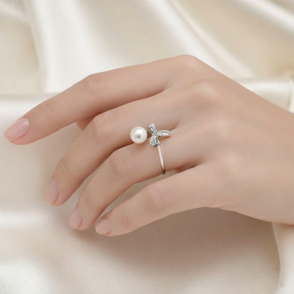 Belle Bow Pearl Ring