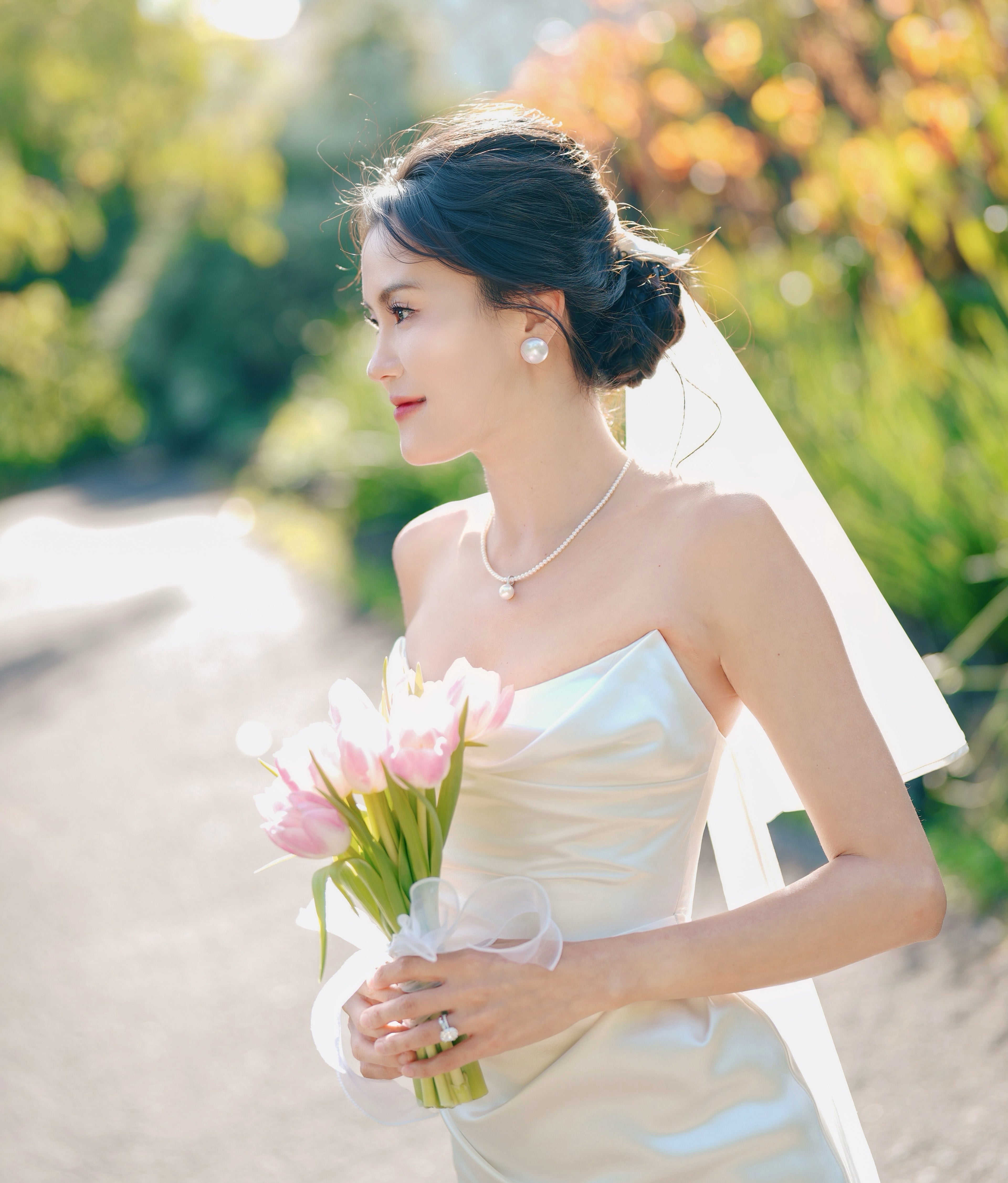 Lumière Convertible Pearl Necklace Set