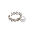 The Branch & Bloom Pearl Ring Silver