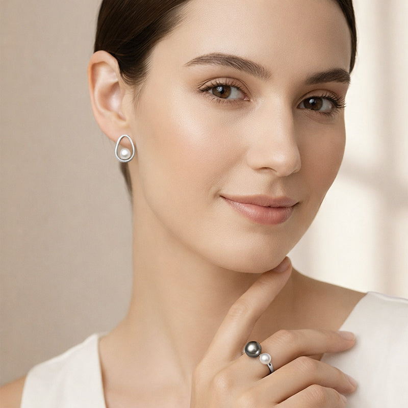 Twilight Embrace Pearl Ring